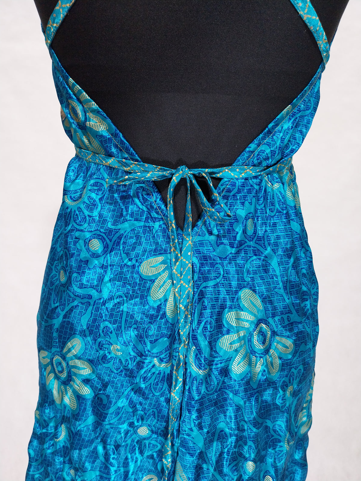 Das lange Magische Kleid Ice Princess