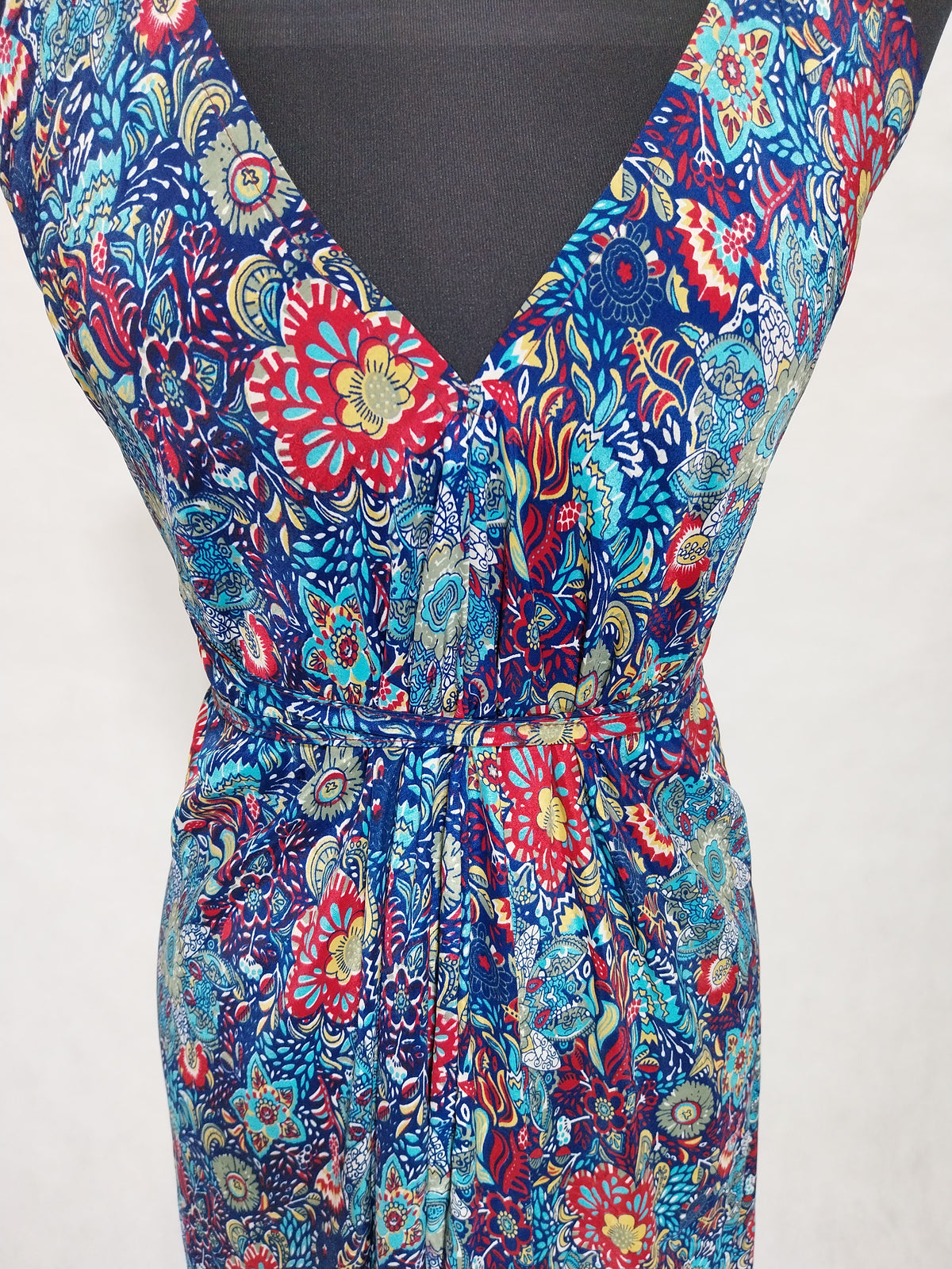 Das lange Magische Kleid Rhythm's of Skyblue