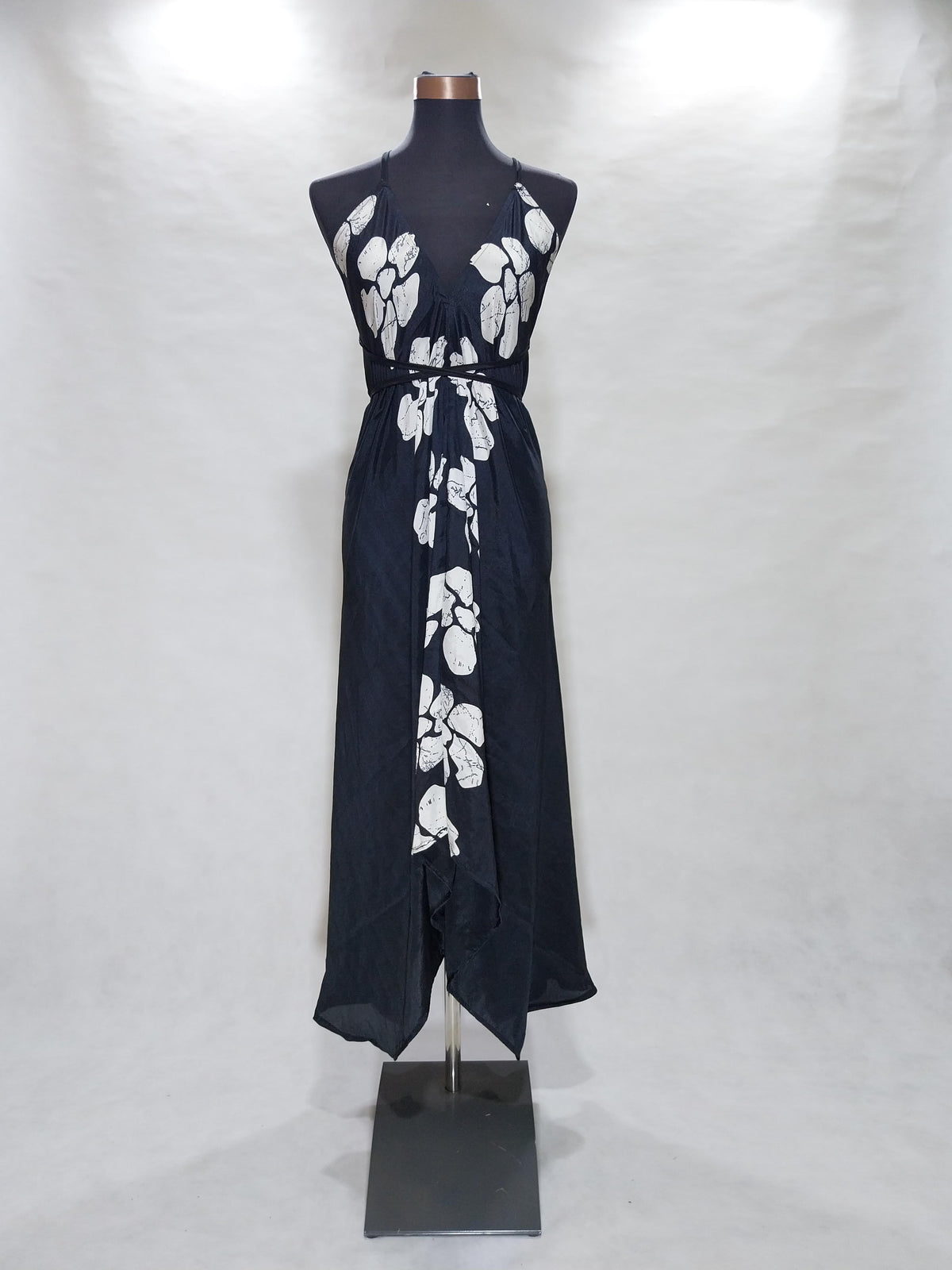Das lange Magische Kleid Leger Black & White