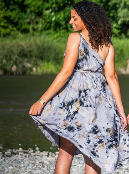 Das lange Magische Kleid 'Wolkig'