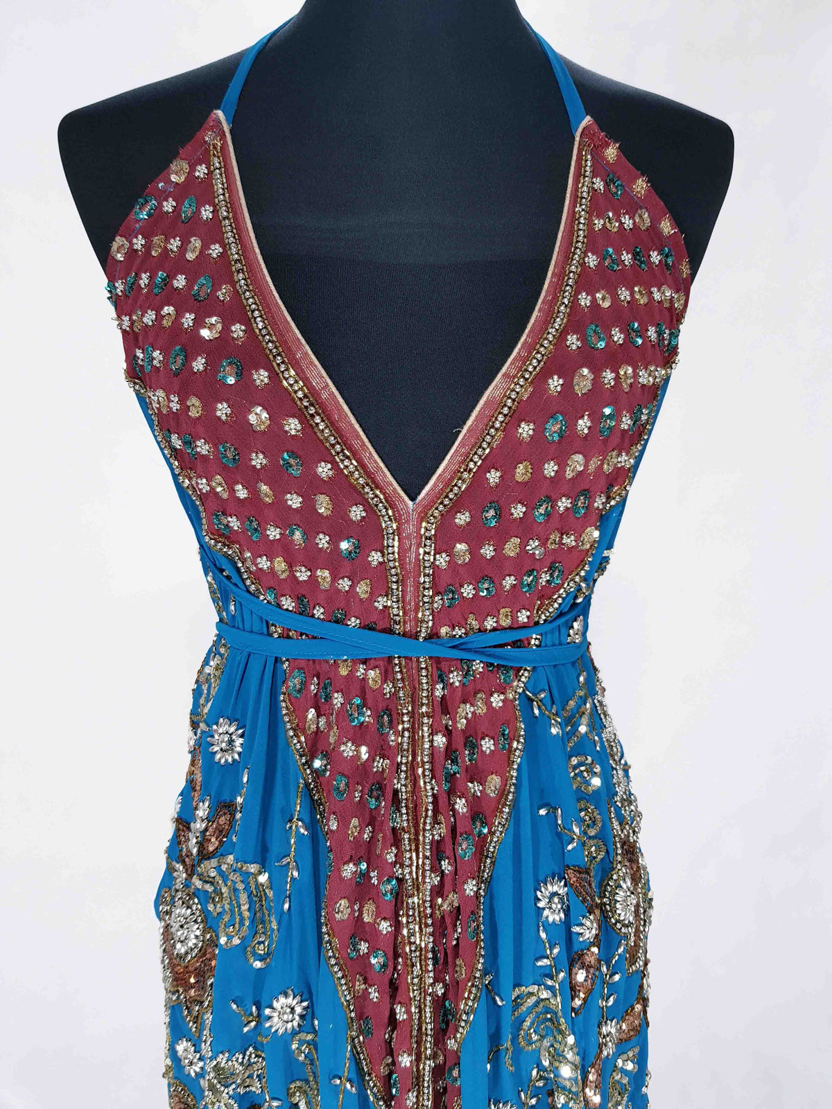 Das lange Magische Kleid leidenschaftliches Blau