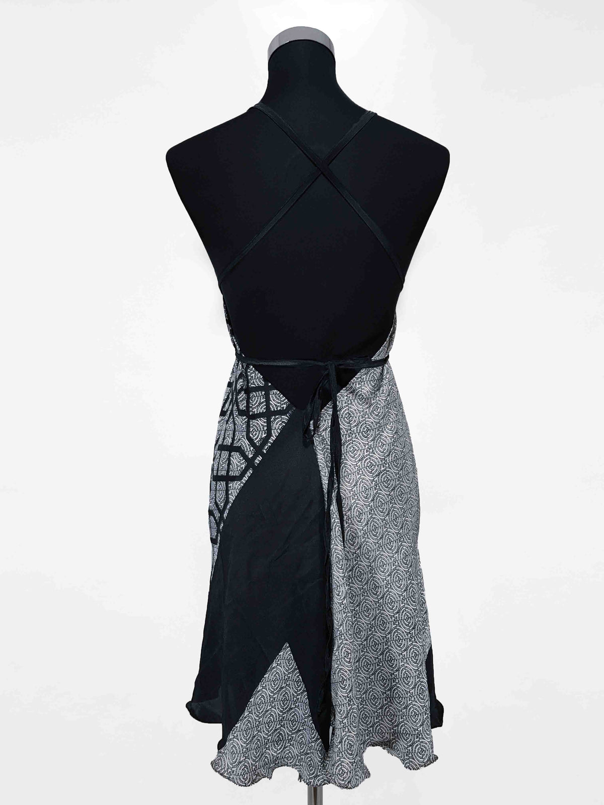 Das kurze Magische Kleid 'Black and White'