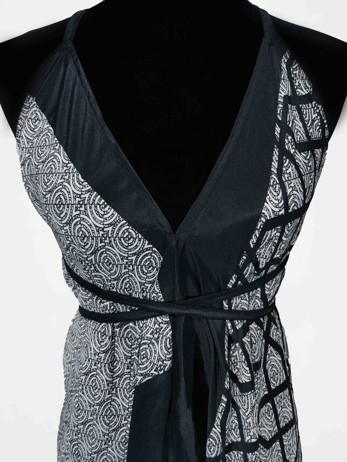 Das kurze Magische Kleid 'Black and White'